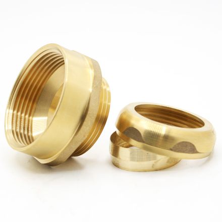 Thrifco 4400598 1-1/4 Inch O.D Tube x 1-1/2 Inch MPT Reducing Male Brass Trap Adapter